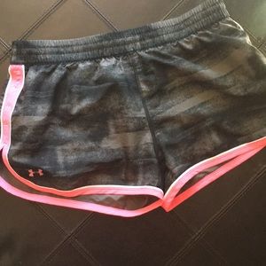 Running shorts